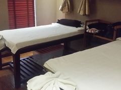 -莱蔻·圣灸堂·推拿艾灸(天山店)