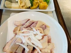 鸡肉-百年果林椰子鸡(中洲店)
