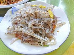 -雪湖煜辰鱼头老店(雪野湖店)