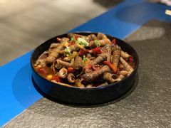 -马路边上·小海鲜烧烤(八一路店)