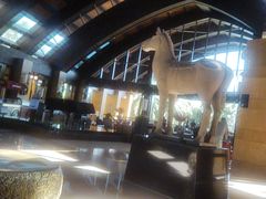 -三亚湾海居铂尔曼度假酒店