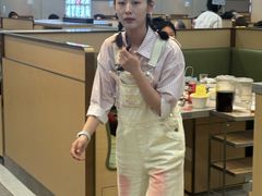 -海底捞火锅(凯德广场店)