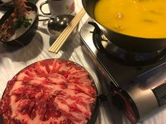 -鲜入围煮花胶鸡海鲜火锅