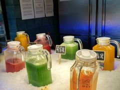 -五月罗马海鲜自助餐厅(月星环球港店)