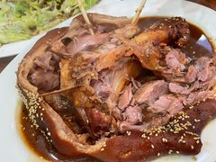-巷子深菜馆·津门肘子(滨海店)