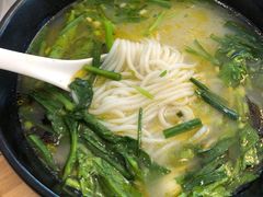 鸡汤米线-云腾食府·云南菜