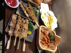 -8PINTS八品脱·日料·烧鸟·精酿小酒馆(莘庄店)