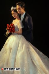 -蒙太奇婚纱摄影(万达店)