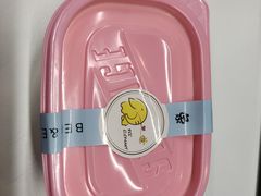 -蜜蜂小象·榴莲千层蛋糕(时代汇11栋店)