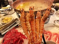 -鲜入围煮花胶鸡海鲜火锅