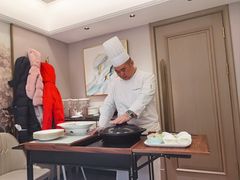 -品海楼·大连海胆锅贴馆(东港店)