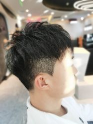 点击看大图 -TOP HAIR SALON