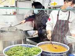 -陇上全荟兰州传统牛肉面(延吉路店)