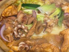 -沙胆彪炭炉牛杂煲(上海日月光广场店)