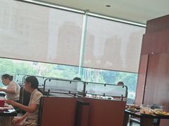 -东方红海鲜百汇(国际大厦店)