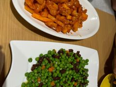 -渝信川菜 · 川味家常菜(财富购物中心店)