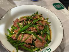 -费大厨辣椒炒肉(黄兴中心广场店)