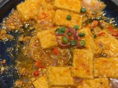蒜香火腿包浆豆腐-云海肴·汽锅鸡·云南菜(苏州中心店)