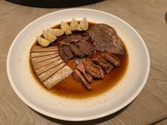 -艳阳天·非遗楚菜(武汉客厅店)