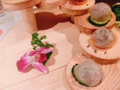 干贝咸蛋黄虾滑-哥老官重庆美蛙鱼头(西湖银泰十一哥店)