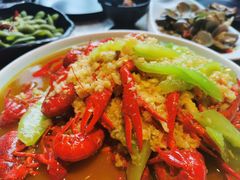 -沪小胖小龙虾(淮海中路旗舰店)