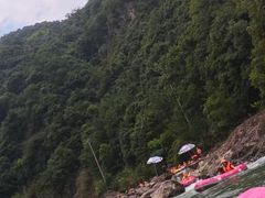 -安吉龙王山峡谷漂流