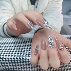 -LILY NAILS美甲美睫