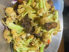 -黄泥岗·地道湖北菜(奥特莱斯店)