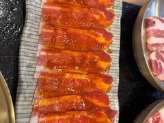 -臻牛烤肉
