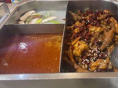 -鸡遇虾煲干锅火锅(小寨金莎店)