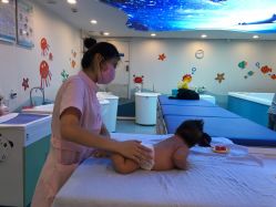 -马博士婴幼儿游泳馆(广安门旗舰店)