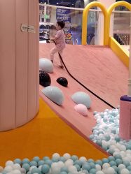 -奈尔宝家庭中心·亲子餐厅(鄞州万达店)