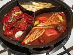 -贰回巷火锅馆(钟楼店)