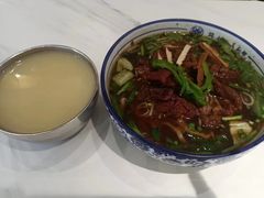 -镇南锅盖面馆(解放路店)