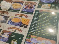 -广信牛奶甜品世家(台东店)