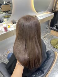 -Tloml salon