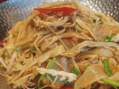 干锅龙竹玉笋-新吉阳酒店(檀溪路店)