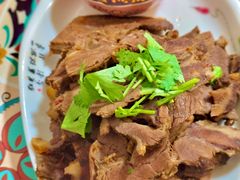 -壹阁胡羊焖饼(特色小吃街店)