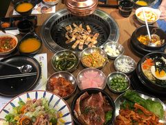 -香猪坊韩国烤肉专属门店(魏公村店)