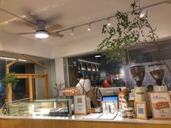 -Cafe on warm(丹霞店)