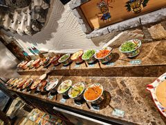 -老牌坊云南鱼豆花火锅(爱建店)
