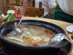 -濠轩阁特色生蚝火锅(水湾路店)