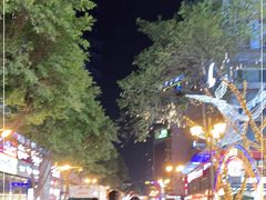 -八一路好吃街(雨田商务大厦店)