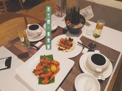 捞汁紫豆卷-若蘭慈·无国界素食料理(欢乐海岸店)