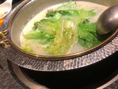 -煲宫猪肚鸡(昆山金鹰国际购物中心店)