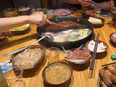 -乐闹闹重庆火鍋(民治店)