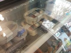 零售区-一块甜品店