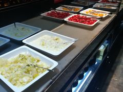 自助取餐区-七欣天香辣蟹火锅(无锡金太湖国际城店)