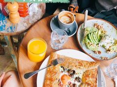 鸡蛋蘑菇熏肉荞麦可丽饼-RAC BAR(安福路店)