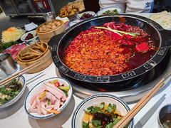 -卤校长老火锅(杨家坪直营店)